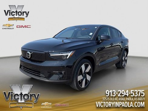 Used 2023 Volvo C40 P8 Recharge Ultimate AWD/4WD image 1