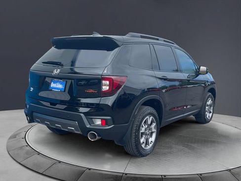 Certified 2023 Honda Passport TrailSport image 5