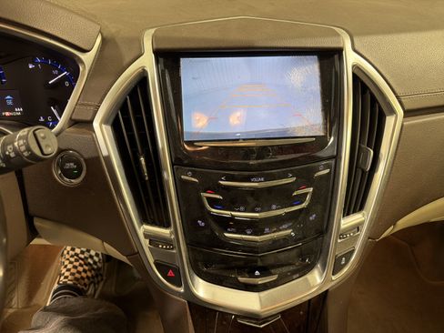 Used 2014 Cadillac SRX Luxury w/ Driver Awareness Package AWD/4WD image 19