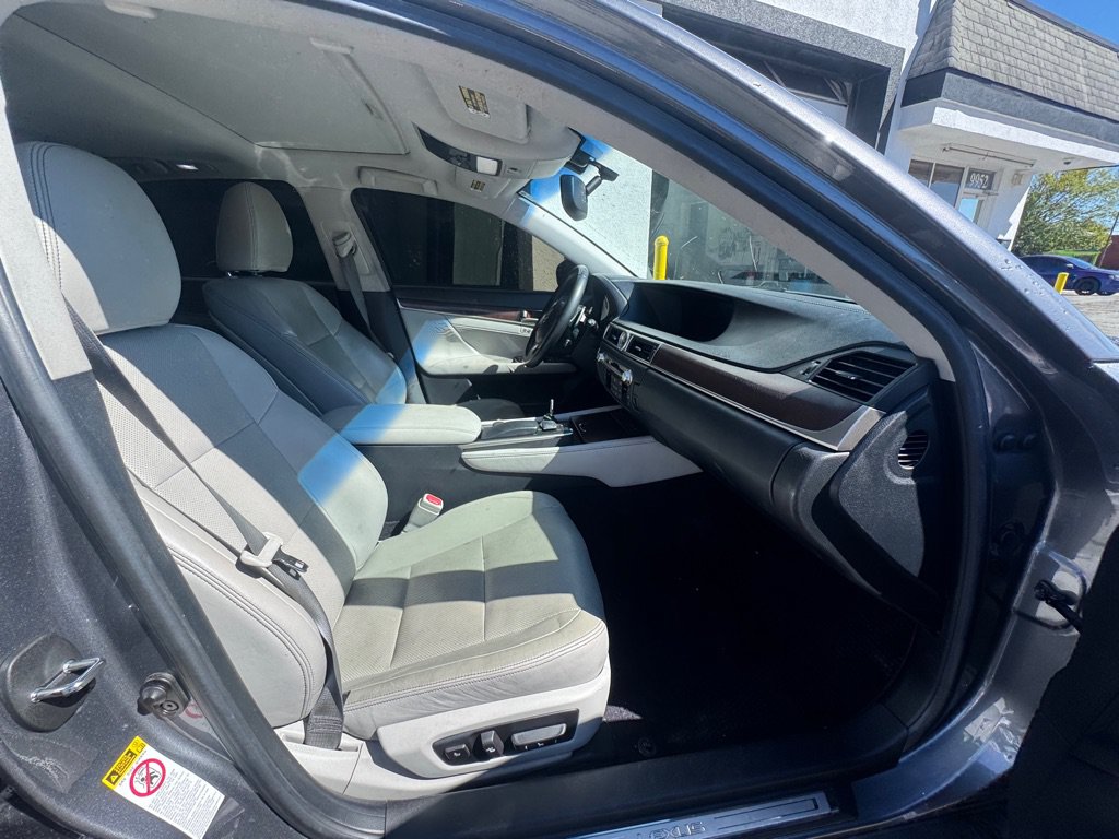 Used 2013 Lexus GS 350 w/ Premium Pkg RWD image 12