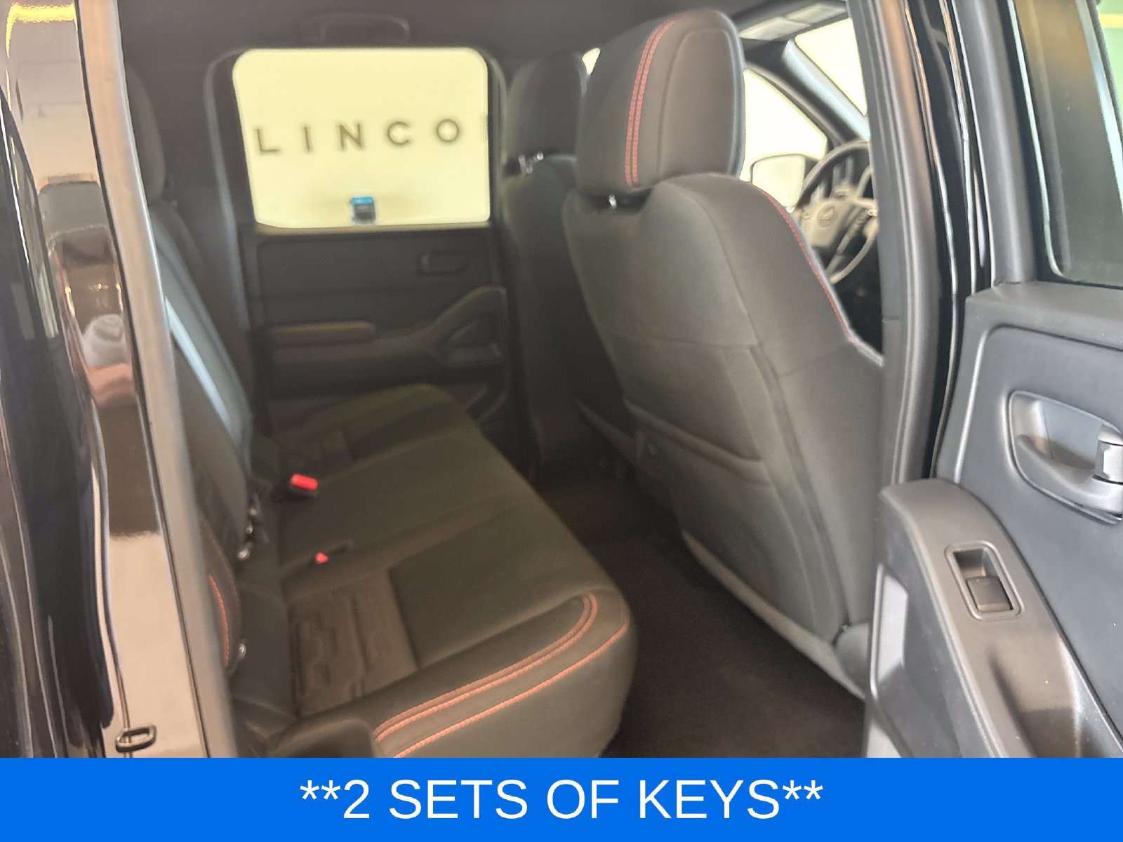 Used 2026 Nissan Frontier PRO-4X w/ Pro-4x Convenience Package AWD/4WD image 9