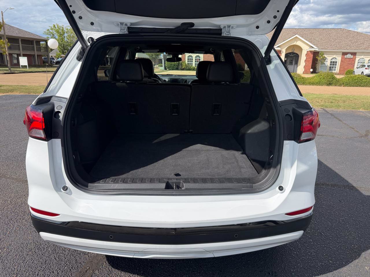 Used 2022 Chevrolet Equinox RS AWD/4WD image 8