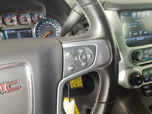 Used 2020 GMC Yukon SLE w/ Convenience Package AWD/4WD image 18