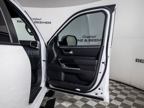 Used 2024 Toyota Sequoia Platinum image 21