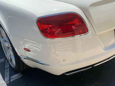 Used 2014 Bentley Continental Mulliner image 17