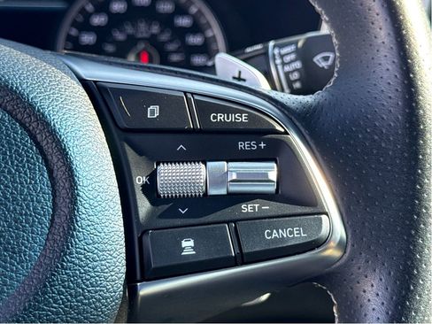 Used 2021 Genesis G70 3.3T w/ Sport Package image 16