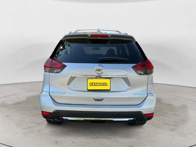 Used 2018 Nissan Rogue SV AWD/4WD image 6