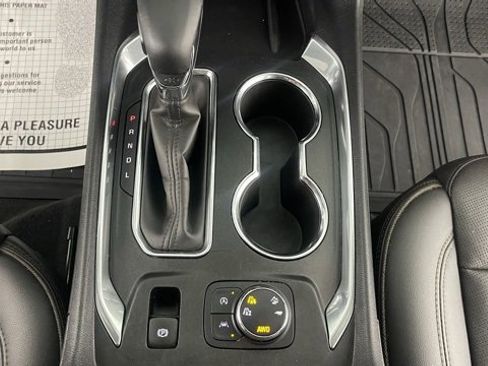 Used 2024 Chevrolet Traverse High Country image 43