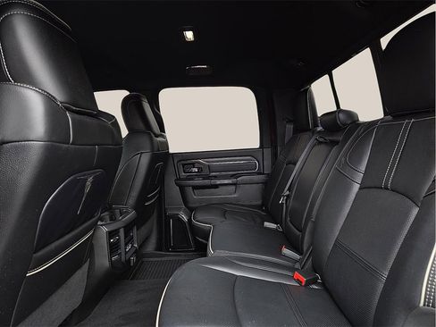 Used 2024 RAM 2500 Limited image 8