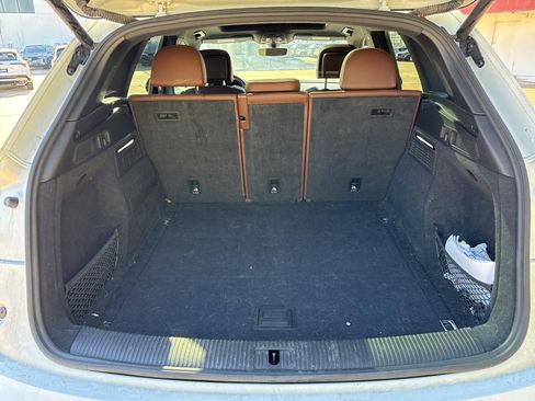 Used 2019 Audi Q5 2.0T Premium Plus w/ Premium Plus Package image 30