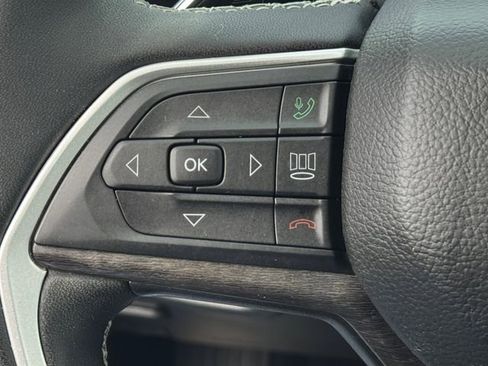 Used 2023 Jeep Grand Cherokee 4WD 4xe image 19