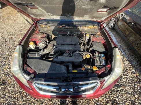 Used 2010 Subaru Legacy 2.5i Premium image 43