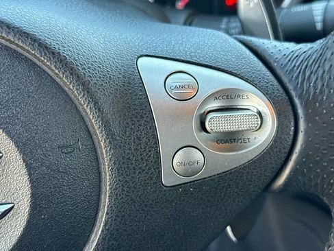 Used 2009 Nissan 370Z Touring image 27