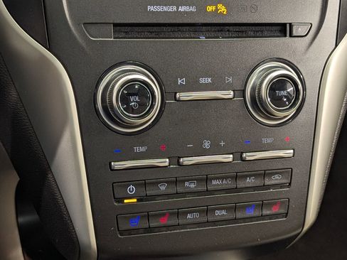 Used 2019 Lincoln MKC Reserve w/ MKC Climate Package image 25