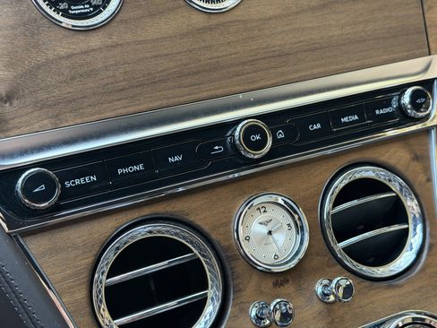 Used 2025 Bentley Continental GT Speed AWD/4WD image 24