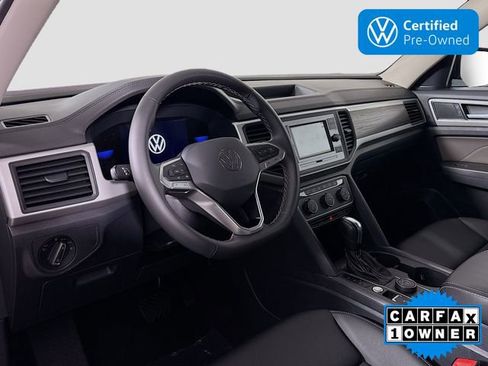Certified 2023 Volkswagen Atlas SE image 9
