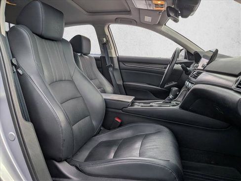 Used 2018 Honda Accord EX-L image 19