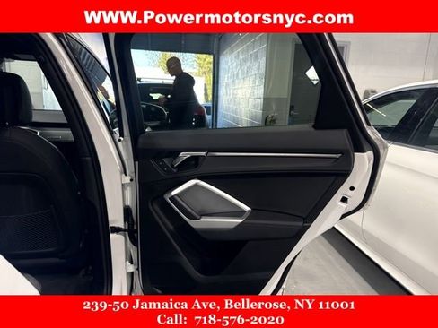 Used 2023 Audi Q3 2.0T Premium image 16