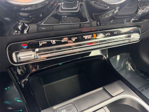 Used 2023 Mercedes-Benz CLA 250 4MATIC w/ Premium Package image 64