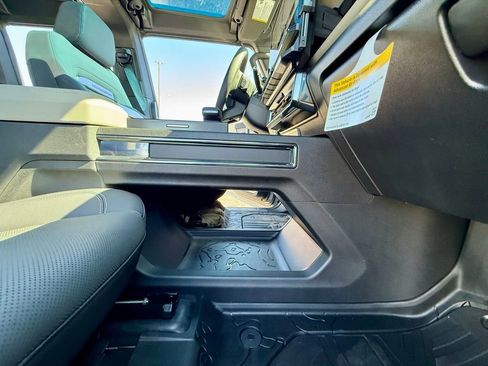 New 2026 GMC Hummer EV 4x4 Crew Cab image 43