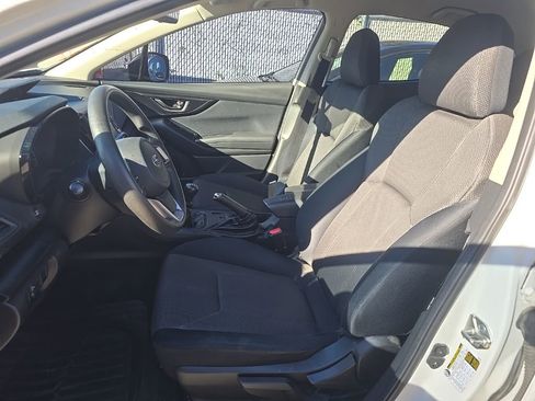 Used 2021 Subaru Crosstrek 2.0i image 11
