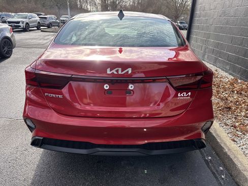 Used 2024 Kia Forte LXS image 8