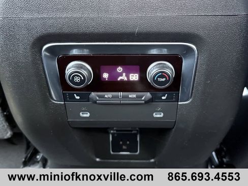 Used 2022 Chevrolet Suburban High Country AWD/4WD image 20