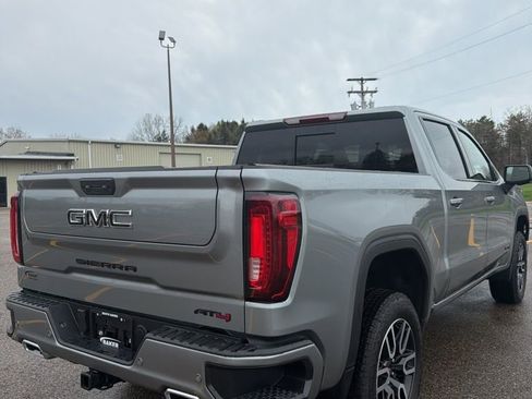 New 2026 GMC Sierra 1500 AT4 w/ LPO, Black Badging Package AWD/4WD image 5