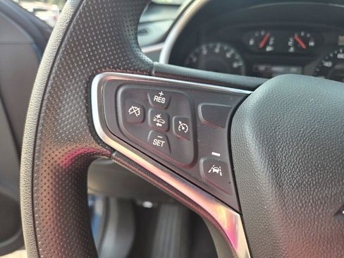 Used 2025 Chevrolet Malibu LT FWD image 11