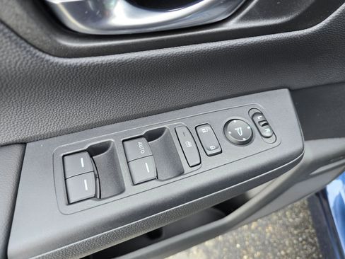 Certified 2025 Honda CR-V LX image 25