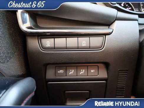 Used 2023 MAZDA MAZDA3 s FWD image 31