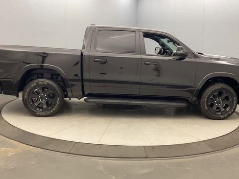 Used 2025 RAM 1500 Big Horn AWD/4WD image 6