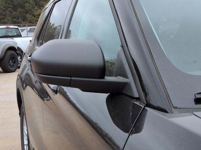 New 2026 Ford Explorer Active RWD image 11