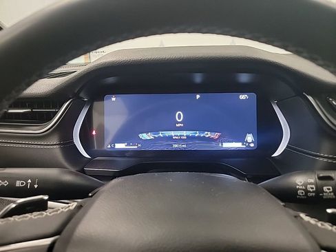 Used 2023 Jeep Grand Cherokee Altitude image 16