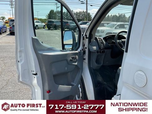 Used 2017 Ford Transit 250 130 Low Roof RWD image 5