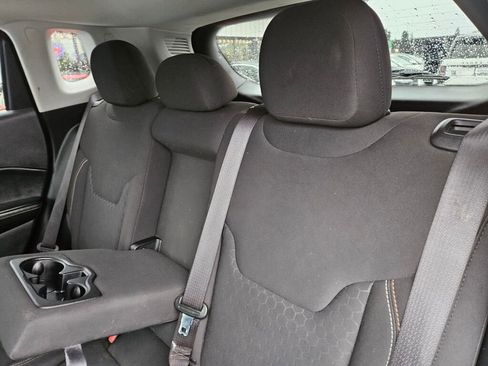 Used 2020 Jeep Compass Sport image 23