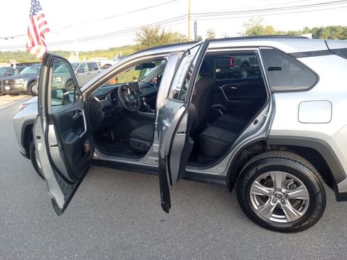 Used 2023 Toyota RAV4 XLE AWD/4WD image 24