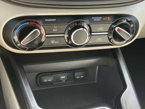 Certified 2020 Kia Soul LX image 36