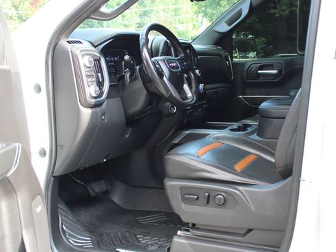 Used 2020 GMC Sierra 1500 AT4 w/ AT4 Premium Package AWD/4WD image 23