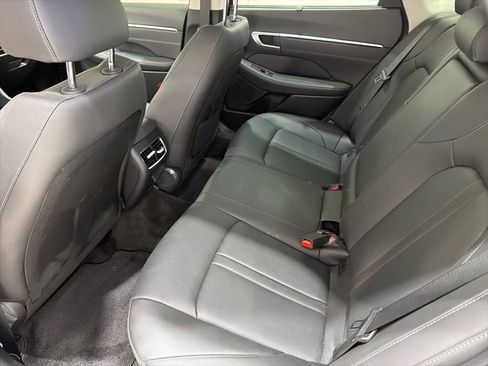 Certified 2025 Hyundai Sonata Limited FWD image 25