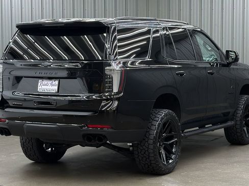 Used 2025 Chevrolet Tahoe Z71 w/ Comfort Package image 5