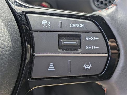 Used 2024 Honda HR-V Sport image 14
