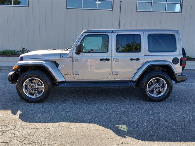Used 2019 Jeep Wrangler Unlimited Sahara AWD/4WD image 6