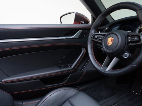 Used 2022 Porsche 911 Turbo S AWD/4WD image 58
