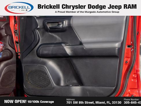 Used 2021 Toyota Tacoma SR w/ SR Convenience Package image 12