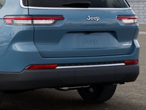 New 2026 Jeep Grand Cherokee L Limited RWD image 14