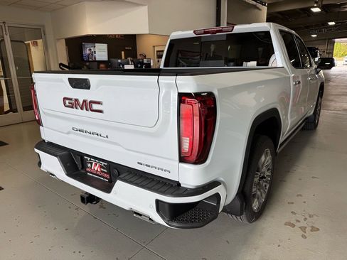 New 2026 GMC Sierra 1500 Denali w/ Denali Reserve Package image 5