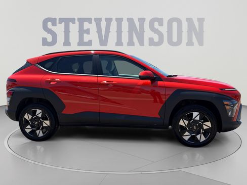 Certified 2025 Hyundai Kona SEL AWD/4WD image 6