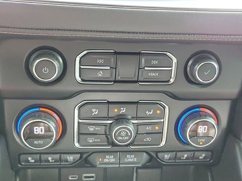 Certified 2022 Chevrolet Tahoe High Country image 40