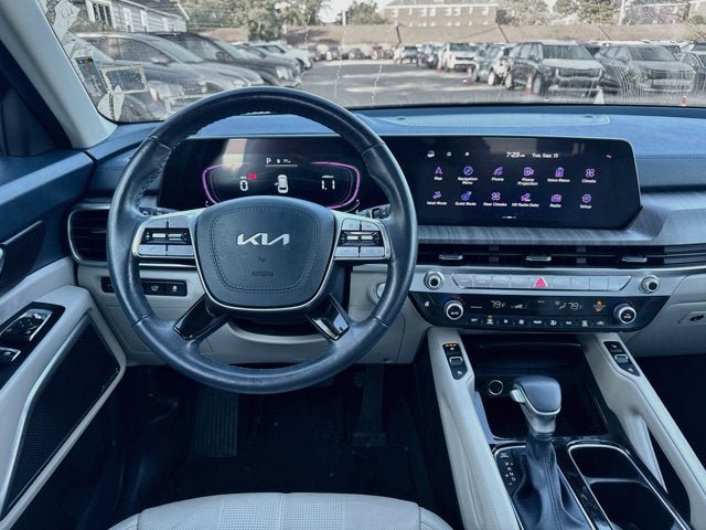 Certified 2025 Kia Telluride EX w/ EX Captain's Chair Package AWD/4WD image 23
